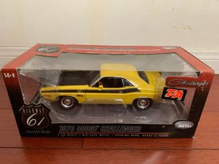 1/18 Highway 61 50555 1970 Dodge Challenger T/A - Yellow CUSTOM 2