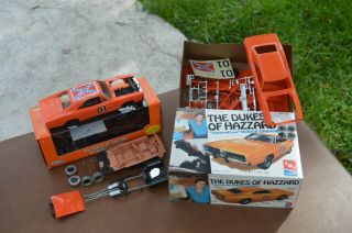 1999 Ertl 7967 The Dukes Of Hazzard 1:24 General Lee 1969 Charger R/t,  Complete