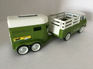 Vintage 1960 ' s - Nylint Thoroughbred Farms Stake Pickup and Trailer - 3