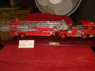 Franklin 1965 Seagrave Fire Engine Hook & Ladder W/ Wooden Stand And Tag