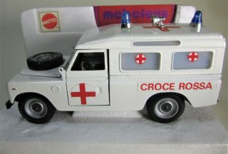 1973 1/28 Boxed Mebetoys Land Rover C.  R.  Croce Rossa Civile Ambulance 8581 Range
