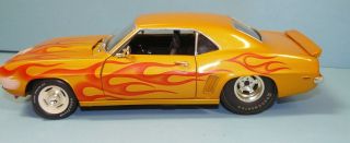 1/18 Custom Made 1969 Camaro Yellow Gold With Flames " Old School ",  A/s,