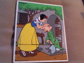Vintage Playskool Wooden Puzzle Walt Disney Snow White 8 Pc - 190 - 22