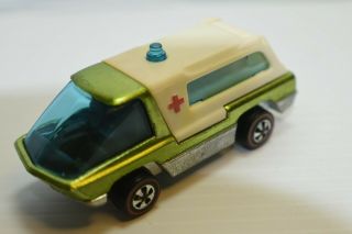 1970 100 Hot Wheels Redline Lime Green Ambulance Near