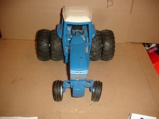 1/12 ford tw 15 toy tractor 2