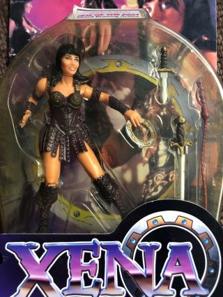 Xena Warrior Princess Sins of the Past Xena 6  Figure w/Sword Drawing Action 2