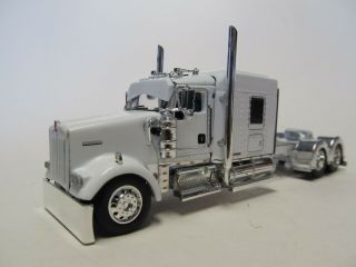 Dcp 1/64 Scale W - 900 Kenworth Midroof,  White,  Chrome Double Hump Fenders