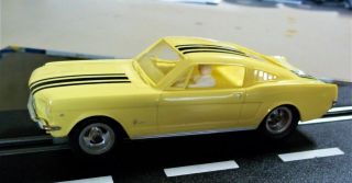 K&b Aurora Vintage 1/32 Ford Mustang Gt 350 Yellow W/chassis Cox Revell