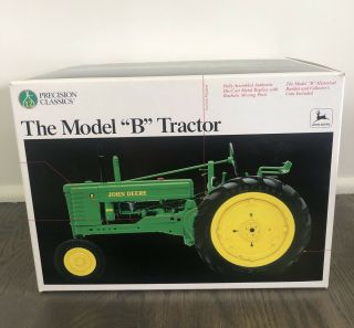 Ertl Precision Classics John Deere " The Model B " Tractor 1/16 Scale Nib