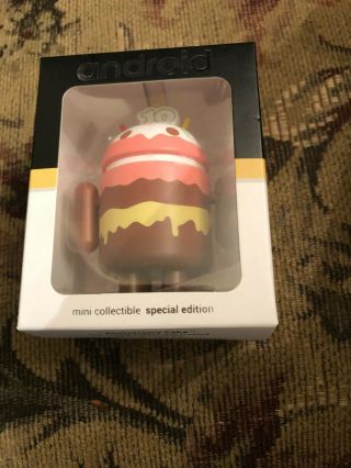 Android Mini Collectible Special Edition 10 Years Anniversary Cake Nib