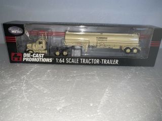 Die - Cast Promotions,  1:64 Scale,  Kenworth W900,  Tractor - Trailer (military) 32073