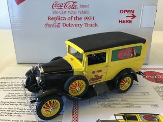 Danbury 1931 Ford Coca Cola Delivery Truck 1/24 Diecast