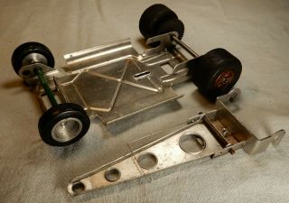 Vintage 1/24 Scale Flat Pan Slot Car Chassis With Wheels
