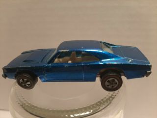 Hot Wheel Redline Custom Dodge Charger - 1968 - metallic blue w/ white interior 2