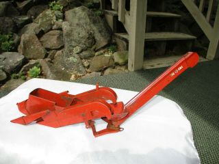 Vintage Carter Tru - Scale 1/16 Scale Corn Picker Farm Implement For Tractor