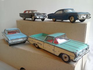 DINKY TOYS by MECCANO & CORGI,  4 x AMERICAN CARS,  FORD,  DODGE,  TOTALLY 3