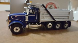 Peterbilt 367 4 Axle Dump Truck First Gear 1:34 10 - 3811