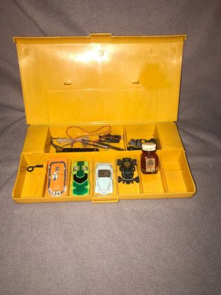 Vintage Yellow Aurora Slot Car Pit Kit Carry Case Parts,  Bodies,  Racing Oil
