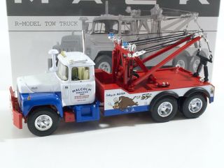 Mack R - Model Tow Truck Wrecker Malcolm Services Inc First Gear 1:34 19 - 2792