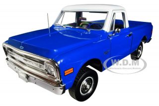 Grill Off 1970 Chevrolet C - 10 Pickup Truck W/lift Kit Blue 1/18 Highway 61 18011