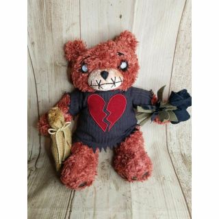 Teddy Scares Edwin Morose Limited Collec