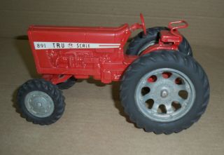 TRU SCALE 891 FWD TOY TRACTOR Old Farm Toy 1960 ' s 1/16 Scale 2