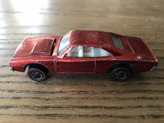 Hot Wheels Custom Dodge Charger Red Line 1968
