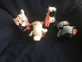Ty Beanie Babies Set Righty And Lefty.  Never Played With.