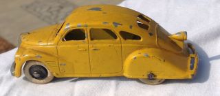 1937 Tootsietoy Lincoln Zephyr Sedan Yellow " All "