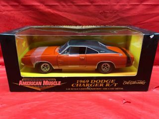 American Muscle 1:18 Ertl: 1969 Dodge Charger R/t Dark Orange