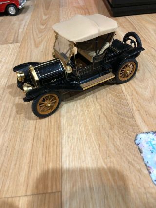 S5 (1) Franklin 1910 Cadillac Model Roadster Diecast Model 1:24 Scale