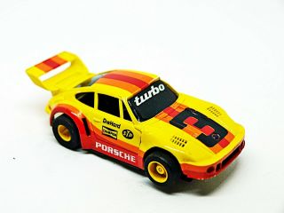 Porsche 935 Turbo Yellow/orange/red 3 Tyco Ho Slot Car 440x2 Chassis