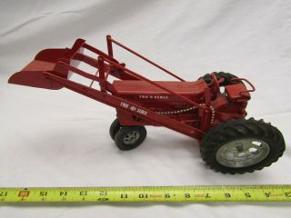 Vintage Farm Tractor Tru - Scale With Front End Loader Bucket Accessory Red