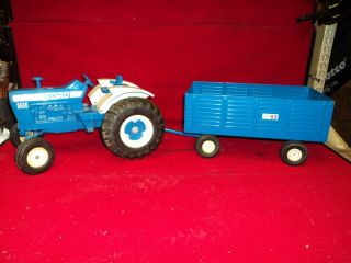 Vintage Metal Ertl Ford 8600 Die Cast Tractor & Big Blue Trailer Wagon