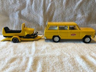 Vintage Tonka Yellow Jeep Wagoneer,  Trailer And Snowmobile 17”.