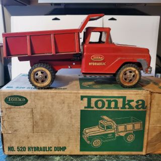 Vintage Tonka Hydraulic Dump No.  520 Pressed Steel 1960 