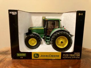 Ertl John Deere 7520 Tractor w/ Duals Collector Edition 1/16 scale 2