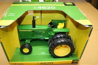 Ertl John Deere 4620 1/16 Toy Tractor