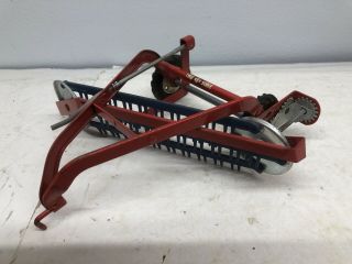1/16 Tru - Scale Red Side Delivery Hay Rake Tractor Implement by Carter 2