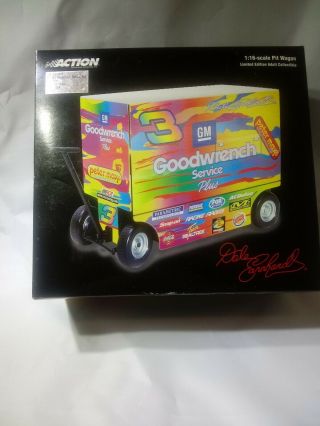 Dale Earnhardt 1:16 Scale Peter Max Pit Wagon 1/2004 Made
