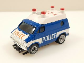 Aurora Afx Ho Slot Car Blue/white 1 - 266 Police Van Vehicle