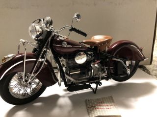 Franklin 1942 Indian 442 Motorcycle 1:10 Scale