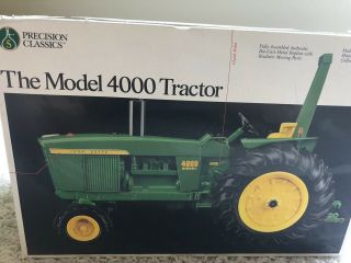 Precision Classics 5 - 1994 Ertl John Deere The Model 4000 Tractor - 1/16 Scale