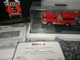 Code 3 Fdny Engine 33 Mack Cf Pumper 1:64 Limited Edition Diecast Firetruck