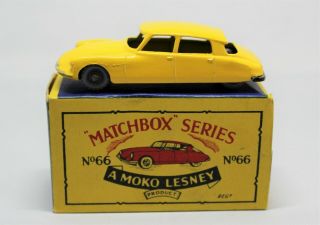 Matchbox Moko Lesney No66 Citroen Ds19 In Yellow Noglass With Gpw In B4 Type Box