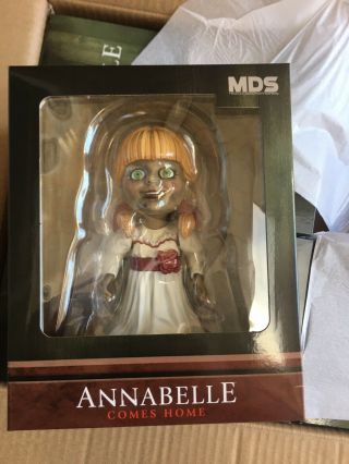 Mezco Toyz Annabelle Comes Home 6 " Mds Designer Series Horror