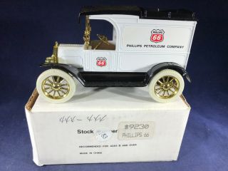 B3 - 97 Ertl 1:25 Scale Die Cast Bank - 1917 Model T Van - Phillips 66 Petroleum Co