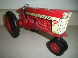 INTERNATIONAL 460 TRACTOR ERTL ESKA Vintage Farm Toy FARMALL IH 2
