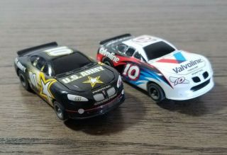 Nascar Slot Cars For Speedway Showdown Ho Scale Electric Life Like Racing 9461