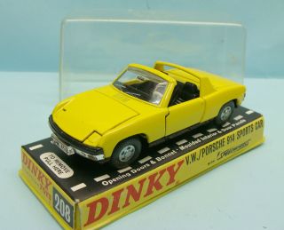 17365 Dinky Toys / England / Volkswagen Porsche 914 Sport Car 1/43